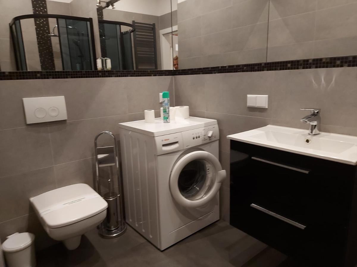 Uroczy Apartament 1 Stare Miasto Kraków Exterior foto